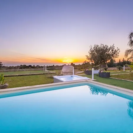 Falcone - Luxury Pool Sea View * Lido Marini