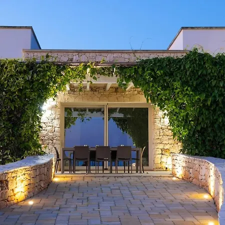 Falcone - Luxury Pool Sea View Villa *