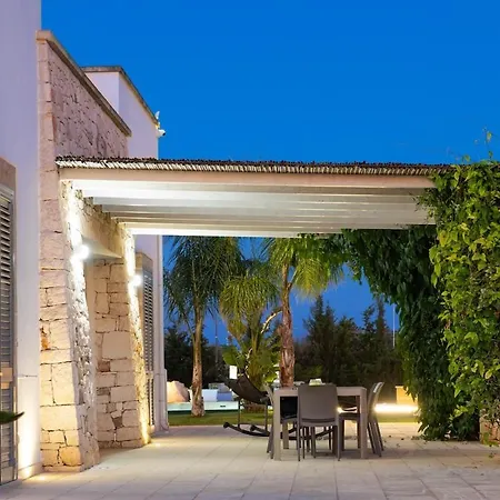 Falcone - Luxury Pool Sea View * Lido Marini