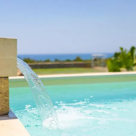 Falcone - Luxury Pool Sea View