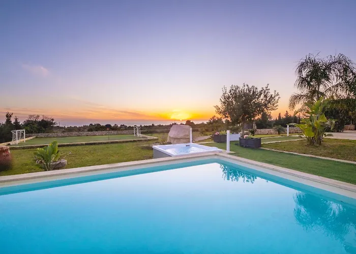Falcone - Luxury Pool Sea View * Lido Marini
