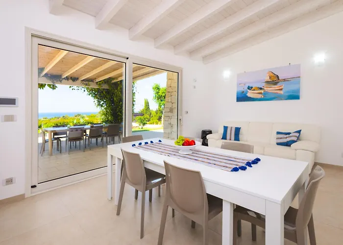 Villa Falcone - Luxury Pool Sea View *