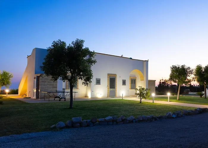 Falcone - Luxury Pool Sea View Вилла Лидо-Марини