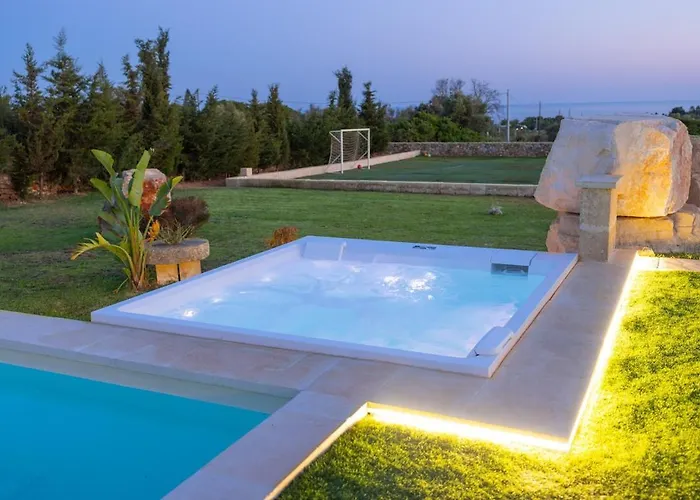 Falcone - Luxury Pool Sea View Villa *