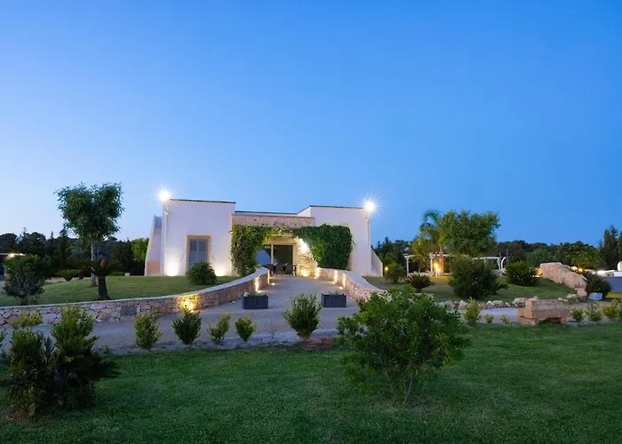 Falcone - Luxury Pool Sea View Lido Marini