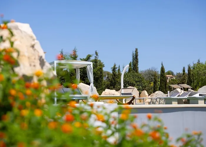 Falcone - Luxury Pool Sea View Villa *