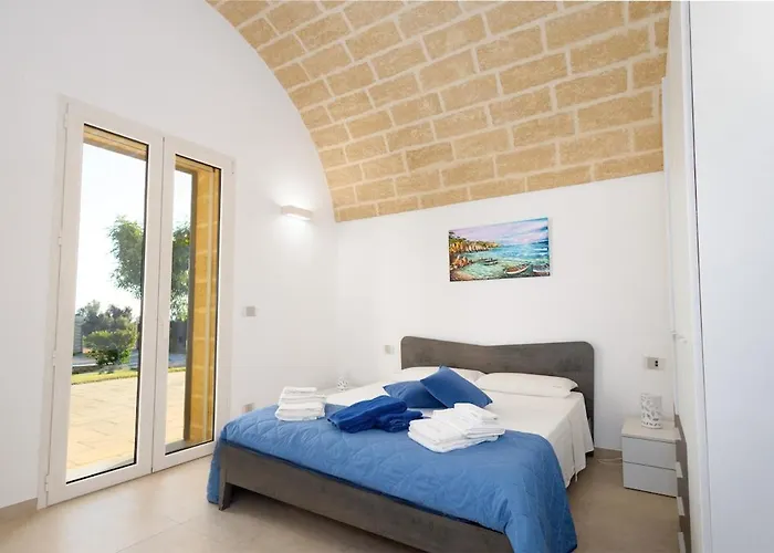 Falcone - Luxury Pool Sea View Villa