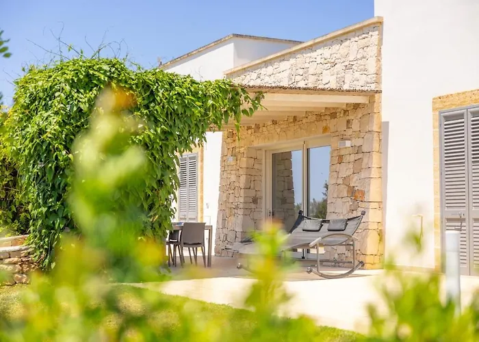 Villa Falcone - Luxury Pool Sea View Lido Marini
