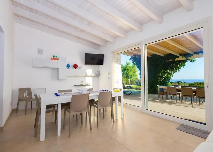 Falcone - Luxury Pool Sea View Villa *